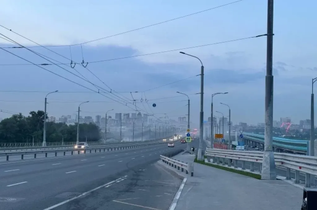 Мэрия и Минтранс ищут 1,5 млрд на ремонт Октябрьского моста