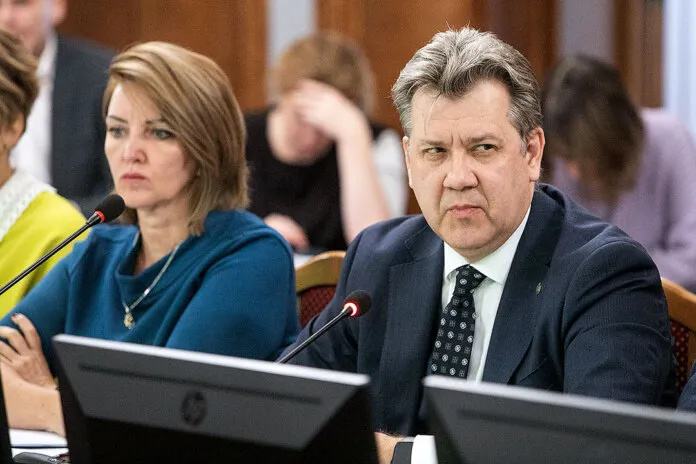 Бюджетный комитет Заксобрания НСО одобрил концепцию донастройки инвестиционного вычета